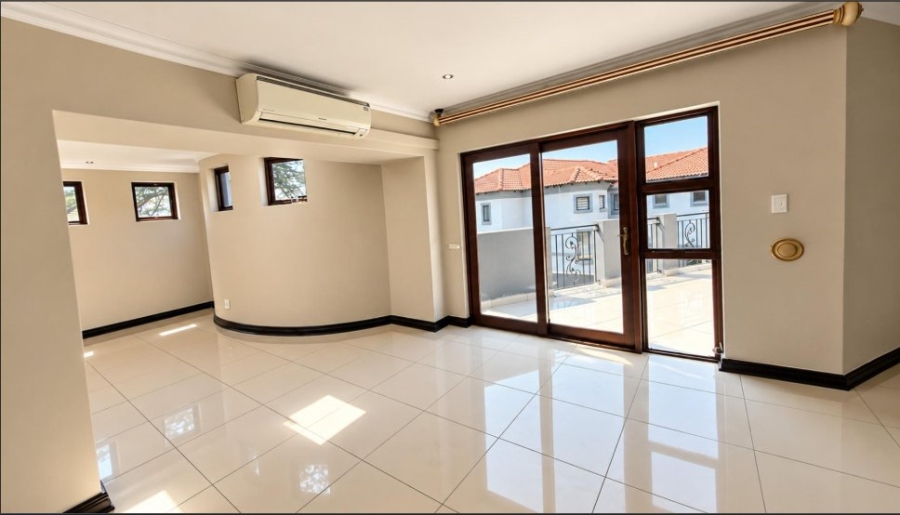 4 Bedroom Property for Sale in Willow Acres Gauteng