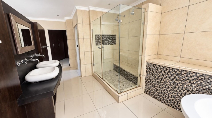 4 Bedroom Property for Sale in Willow Acres Gauteng