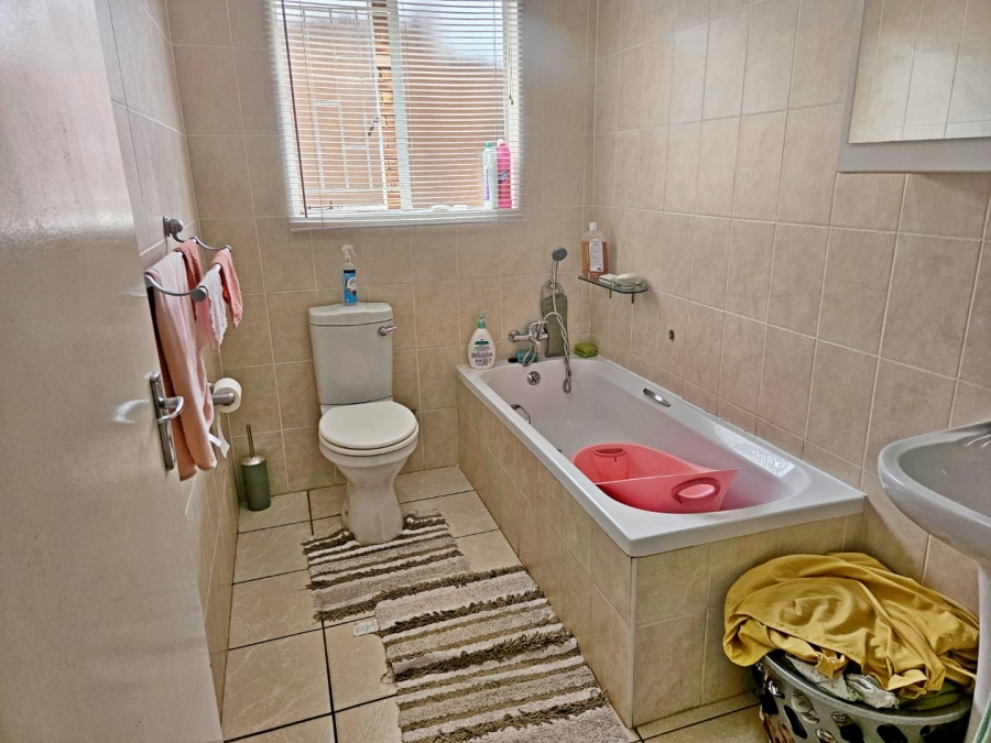 3 Bedroom Property for Sale in Terenure Gauteng