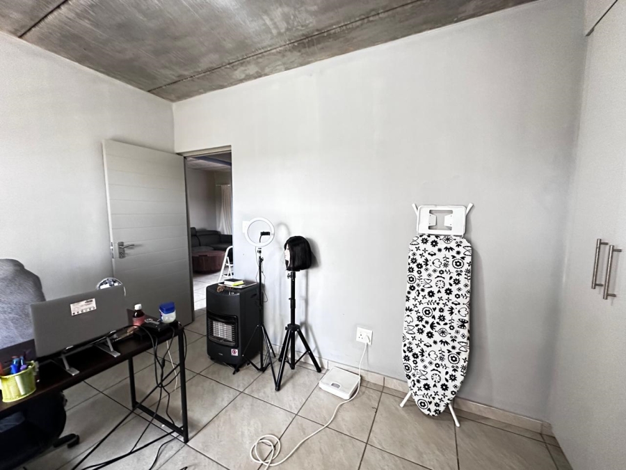 2 Bedroom Property for Sale in Jansenpark Gauteng