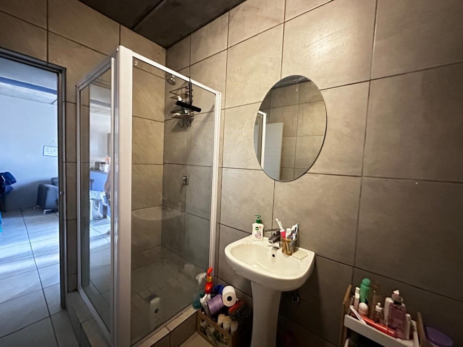 2 Bedroom Property for Sale in Jansenpark Gauteng