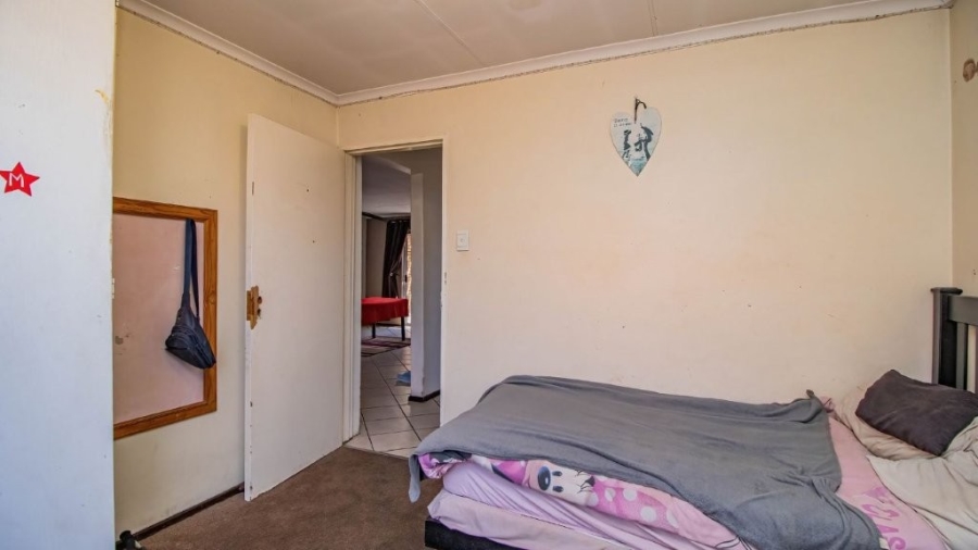 2 Bedroom Property for Sale in Bonaero Park Gauteng