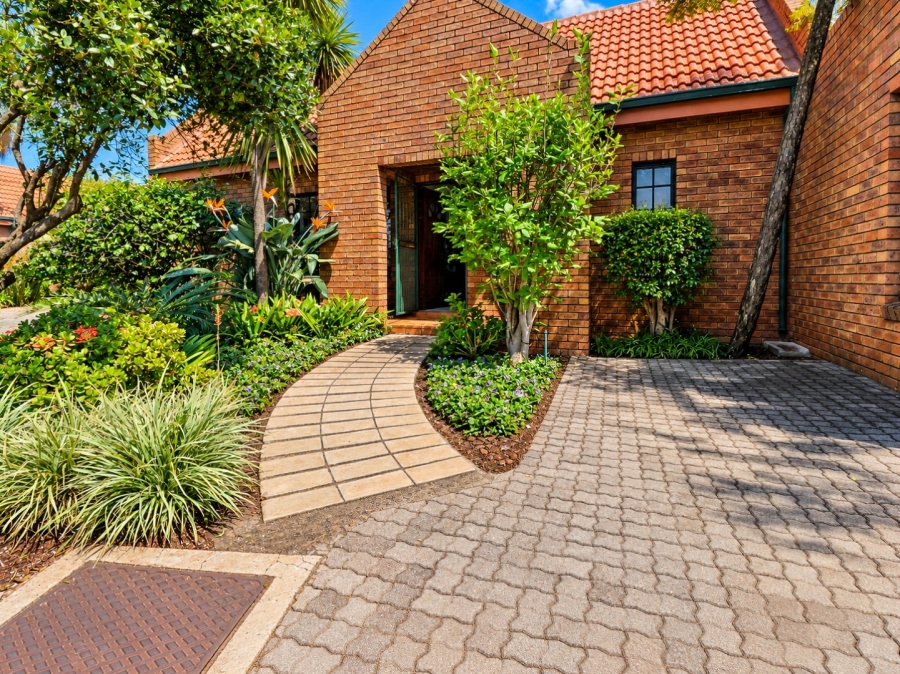 3 Bedroom Property for Sale in Eldoraigne Gauteng
