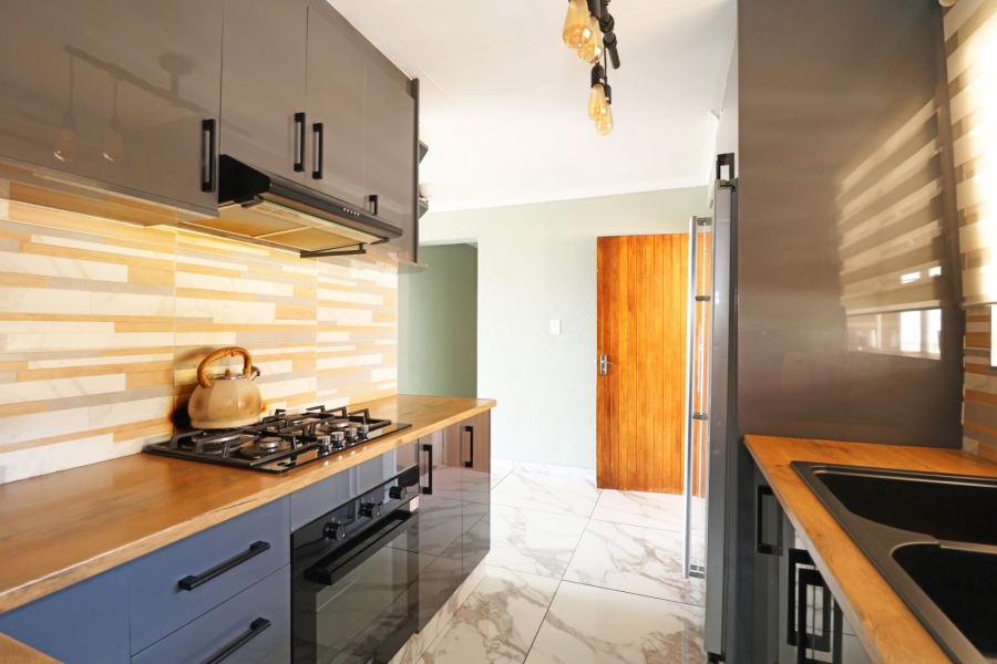 3 Bedroom Property for Sale in Mindalore Gauteng