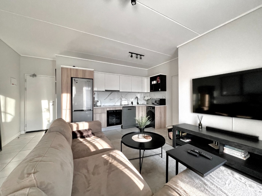 1 Bedroom Property for Sale in Waterfall Gauteng