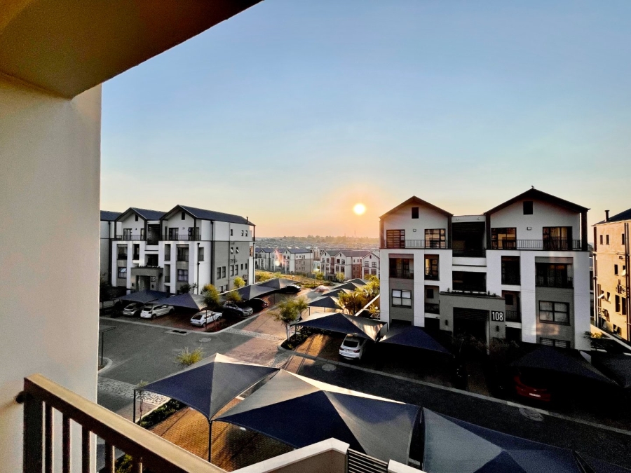 1 Bedroom Property for Sale in Waterfall Gauteng