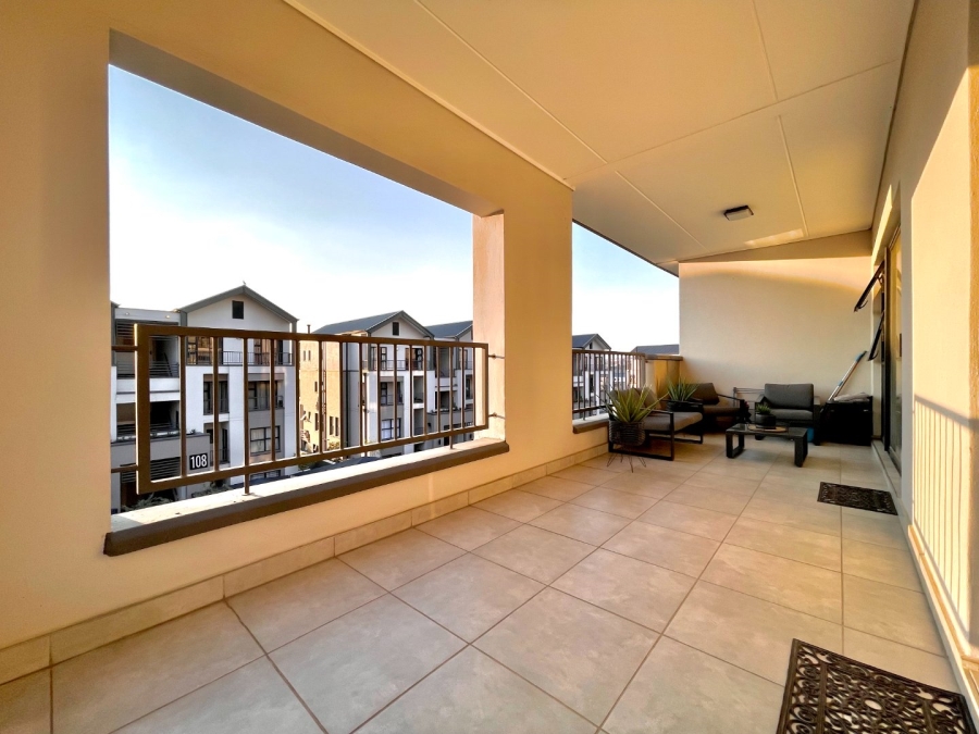 1 Bedroom Property for Sale in Waterfall Gauteng