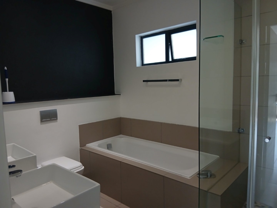 To Let 2 Bedroom Property for Rent in Morningside Gauteng