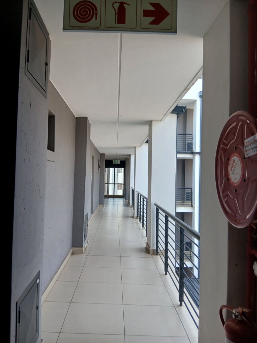 To Let 2 Bedroom Property for Rent in Morningside Gauteng