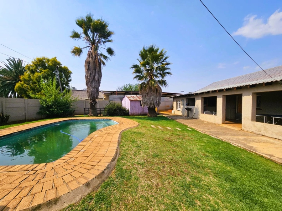 4 Bedroom Property for Sale in Visagie Park Gauteng