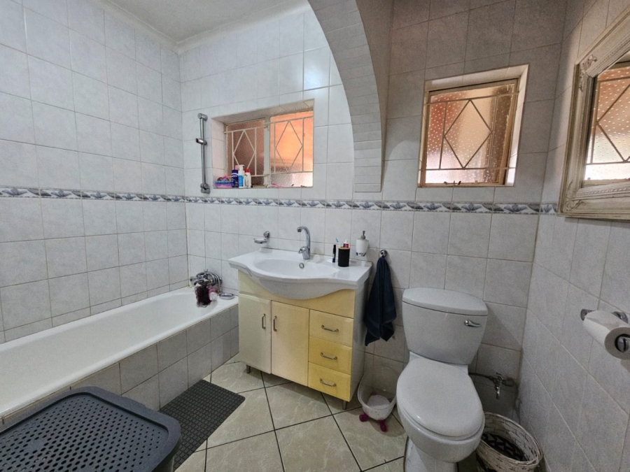 4 Bedroom Property for Sale in Visagie Park Gauteng