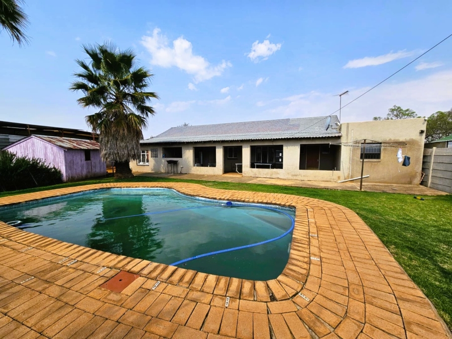 4 Bedroom Property for Sale in Visagie Park Gauteng