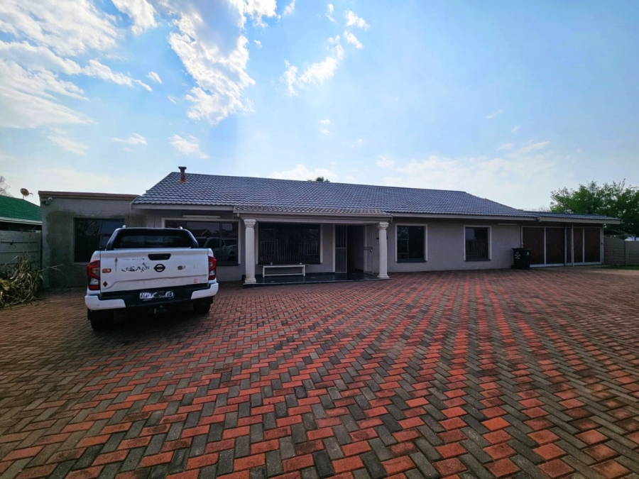 4 Bedroom Property for Sale in Visagie Park Gauteng