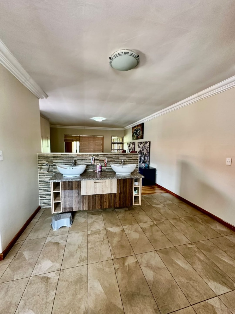 4 Bedroom Property for Sale in Emfuleni Golf Estate Gauteng