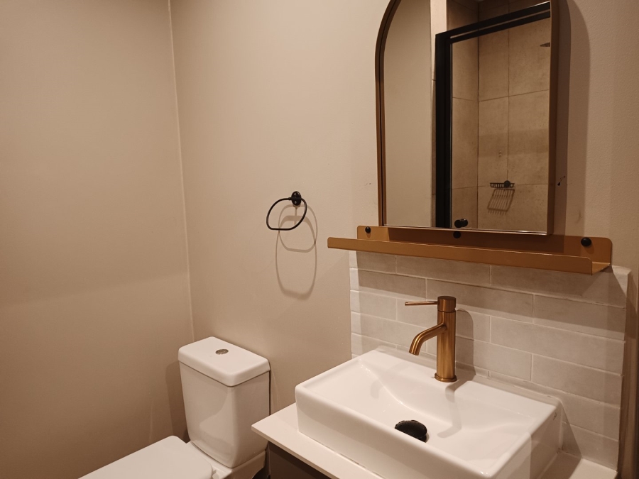 To Let 1 Bedroom Property for Rent in Sandton Central Gauteng