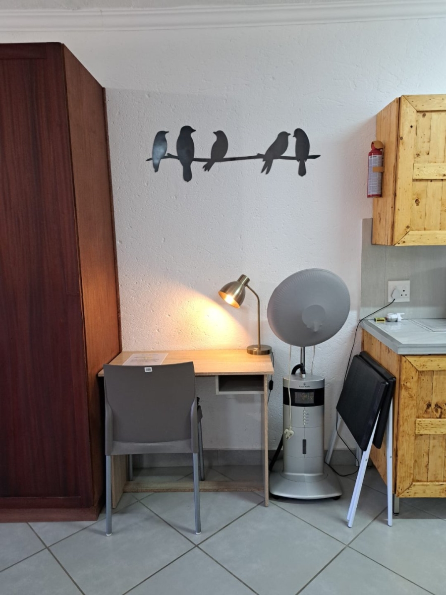 1 Bedroom Property for Sale in Blue Hills AH Gauteng