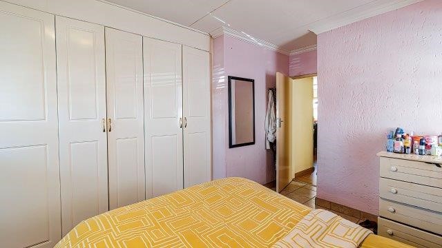 3 Bedroom Property for Sale in Mulbarton Gauteng