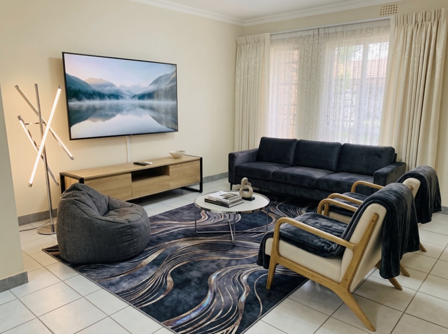 2 Bedroom Property for Sale in Vorna Valley Gauteng