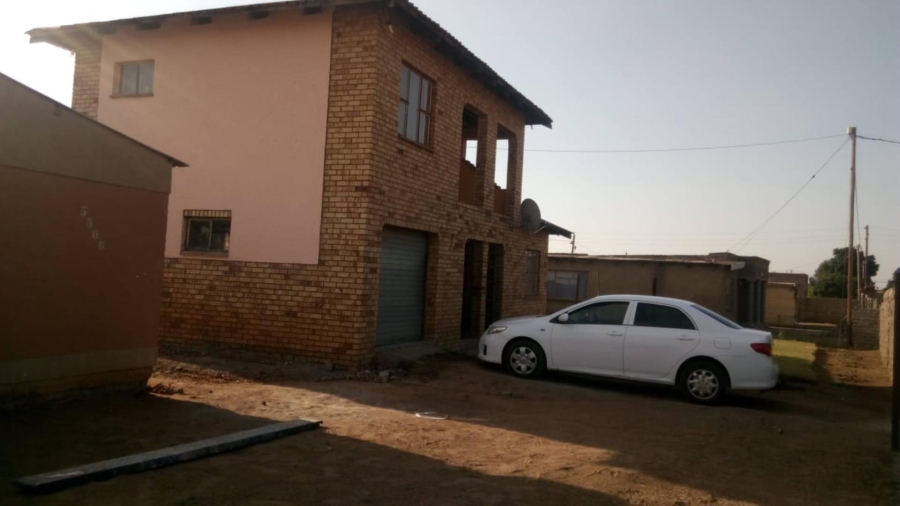  Bedroom Property for Sale in Kudube Gauteng