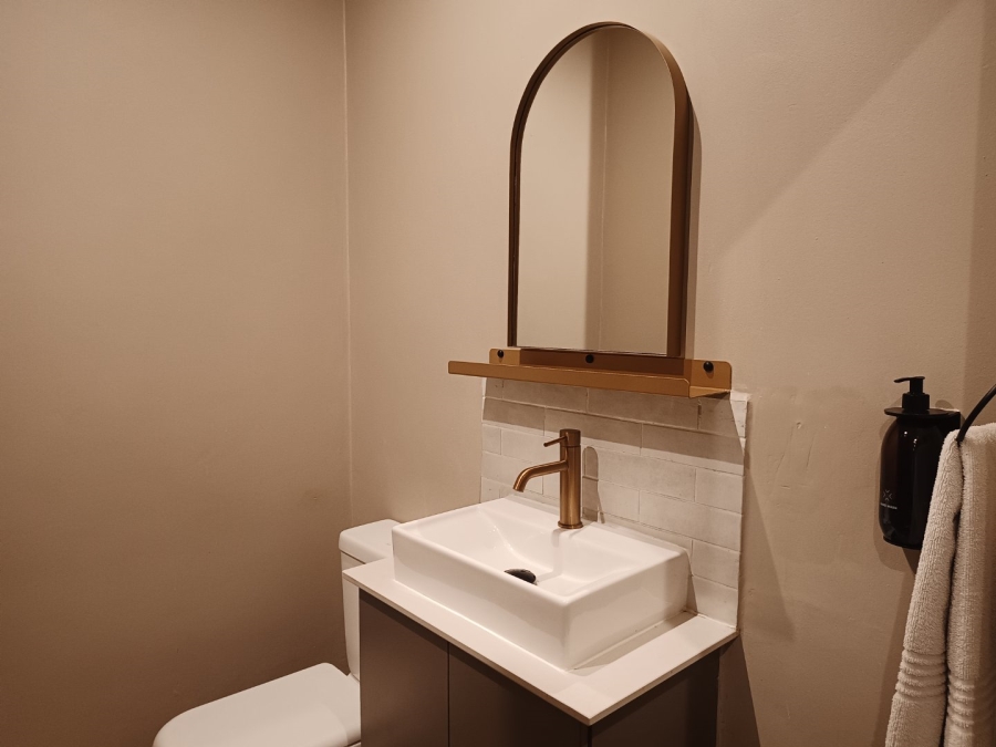 To Let 1 Bedroom Property for Rent in Sandton Central Gauteng