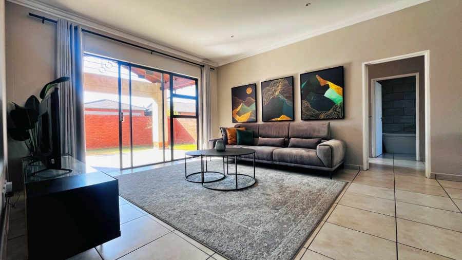 3 Bedroom Property for Sale in Six Fountains Estate Gauteng