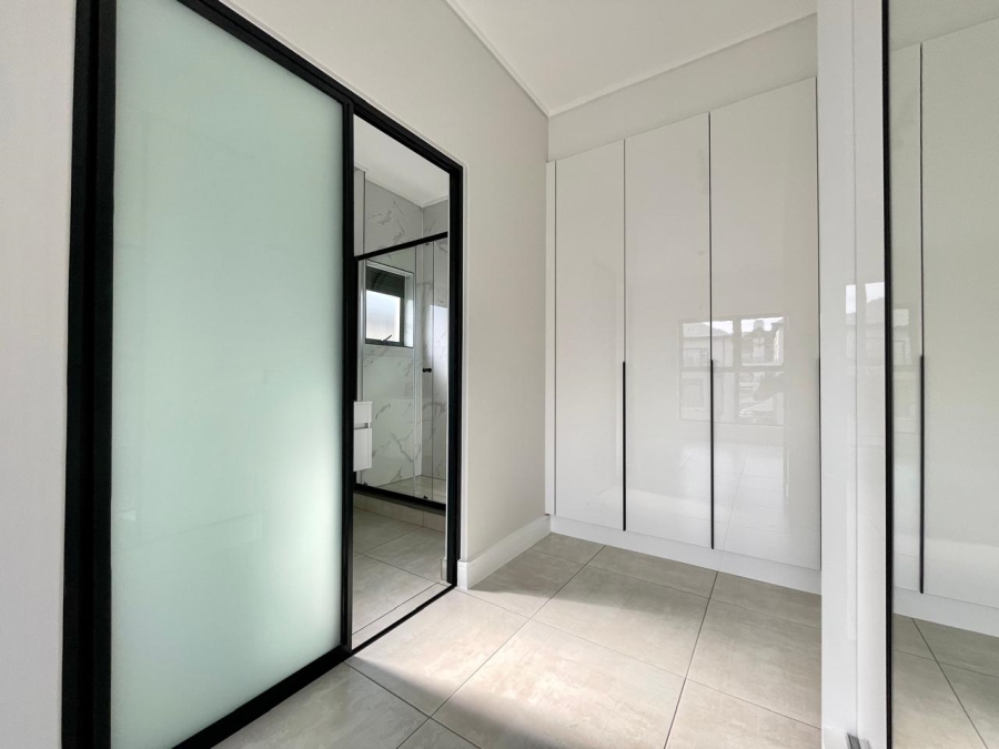 3 Bedroom Property for Sale in The Polofields Gauteng
