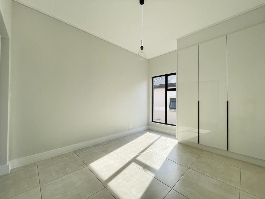 3 Bedroom Property for Sale in The Polofields Gauteng