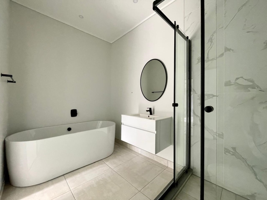 3 Bedroom Property for Sale in The Polofields Gauteng