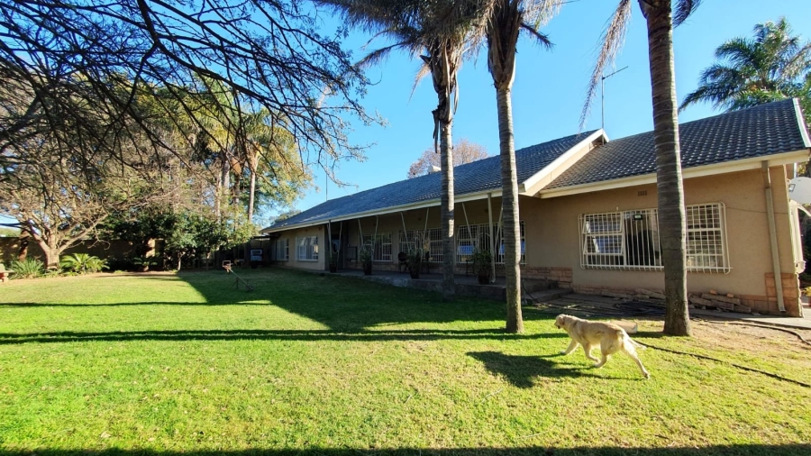 Commercial Property for Sale in Loumarina A H Gauteng