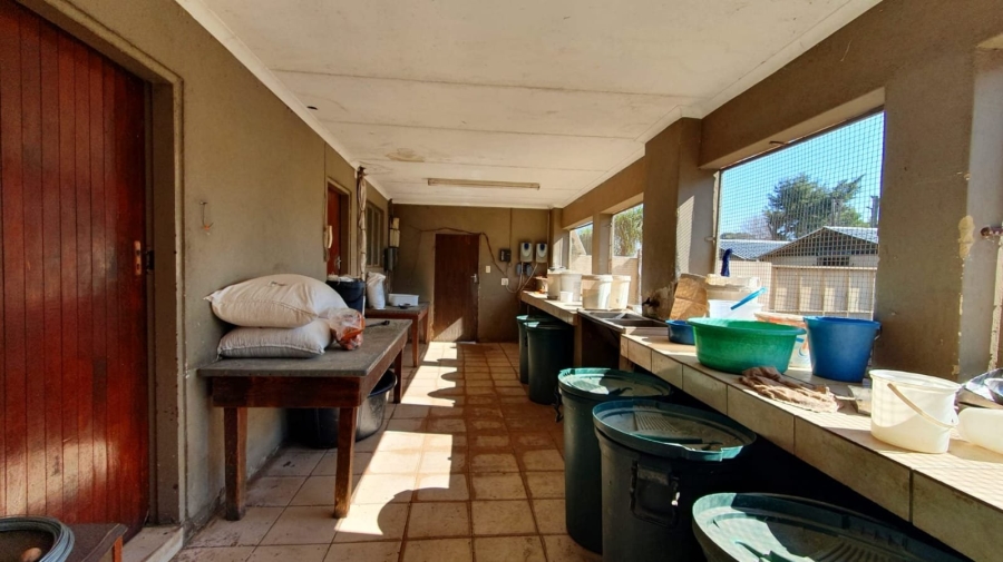 Commercial Property for Sale in Loumarina A H Gauteng