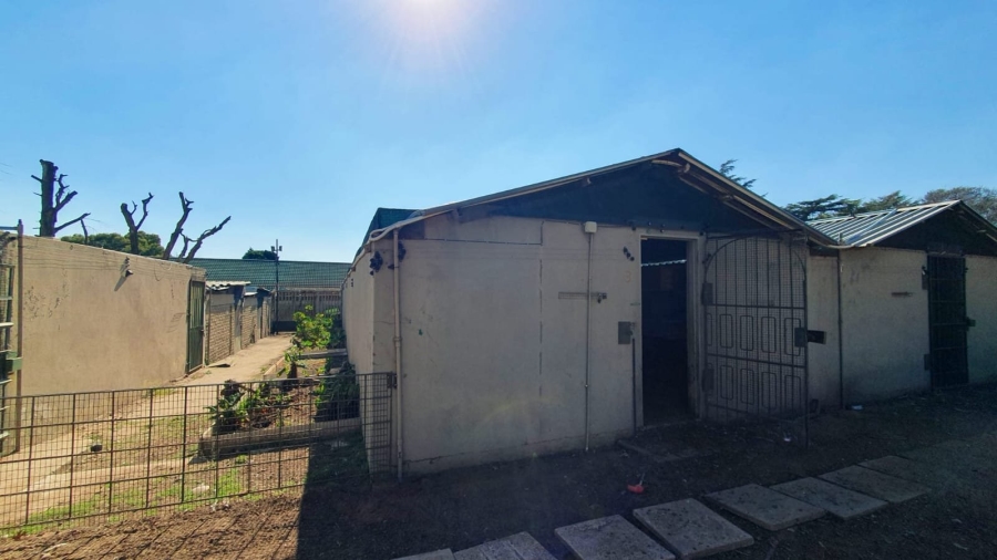 Commercial Property for Sale in Loumarina A H Gauteng
