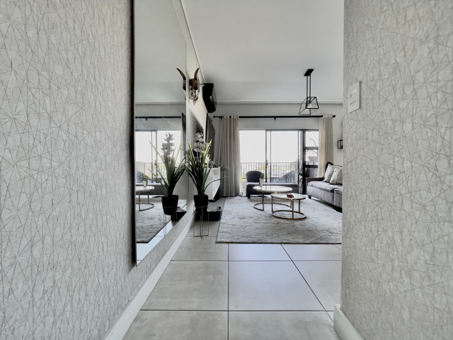 To Let 2 Bedroom Property for Rent in The Polofields Gauteng