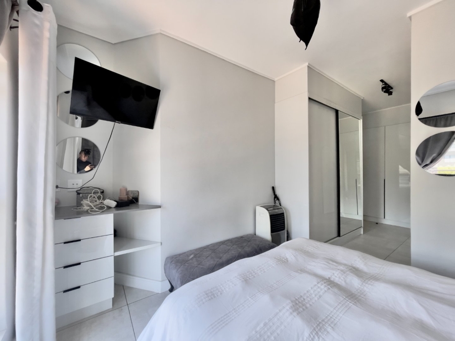 To Let 2 Bedroom Property for Rent in The Polofields Gauteng