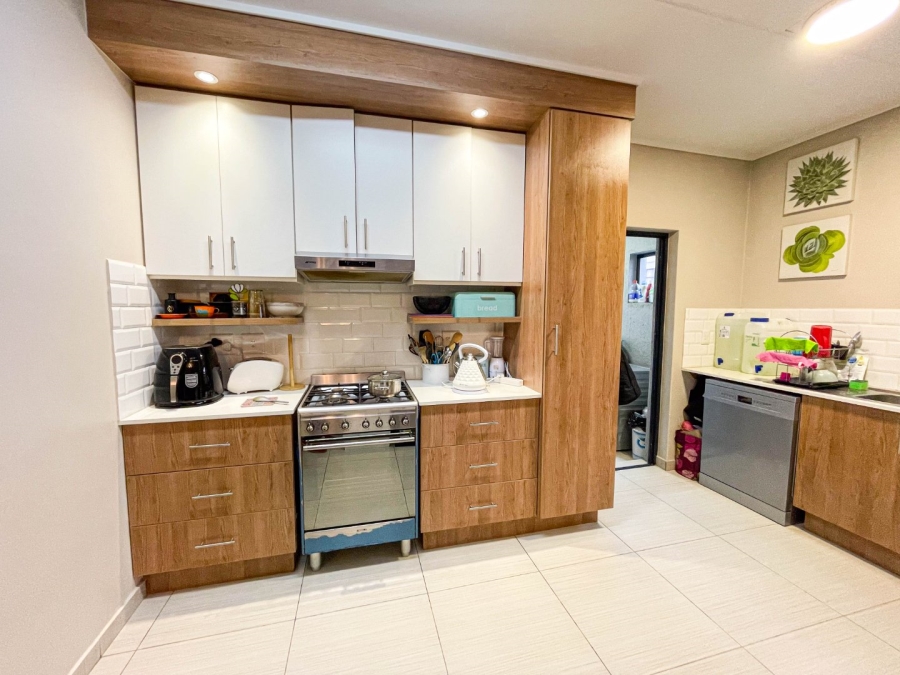 To Let 2 Bedroom Property for Rent in Kyalami Ah Gauteng