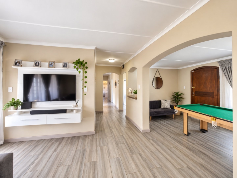 3 Bedroom Property for Sale in Ravensklip Gauteng