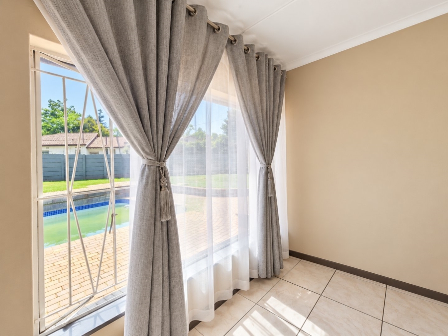 3 Bedroom Property for Sale in Ravensklip Gauteng