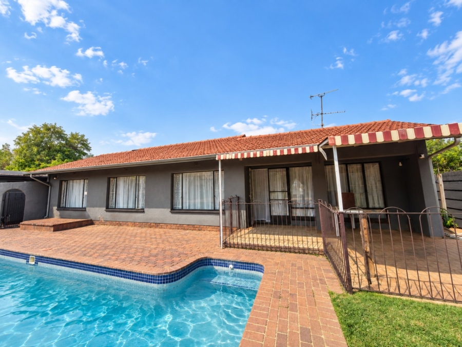 3 Bedroom Property for Sale in Ravensklip Gauteng