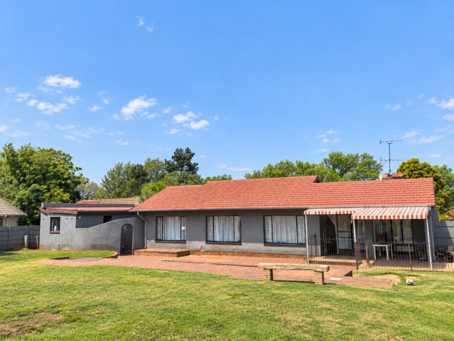 3 Bedroom Property for Sale in Ravensklip Gauteng