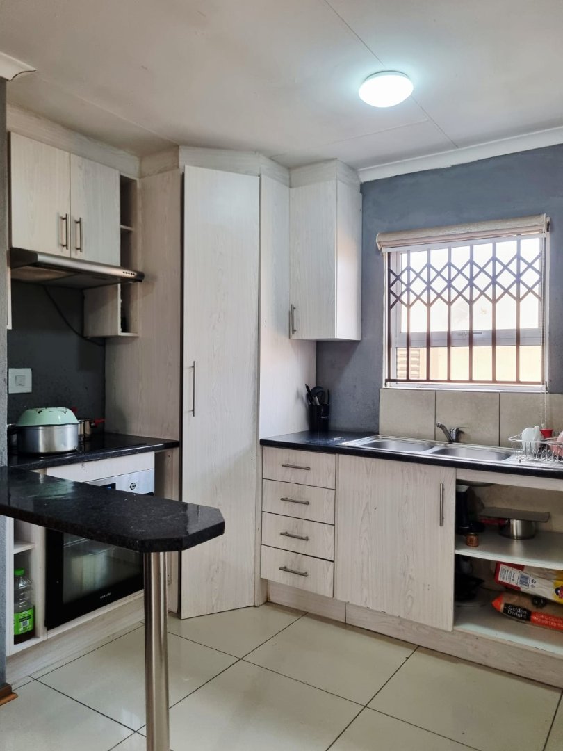 2 Bedroom Property for Sale in Buhle Park Gauteng