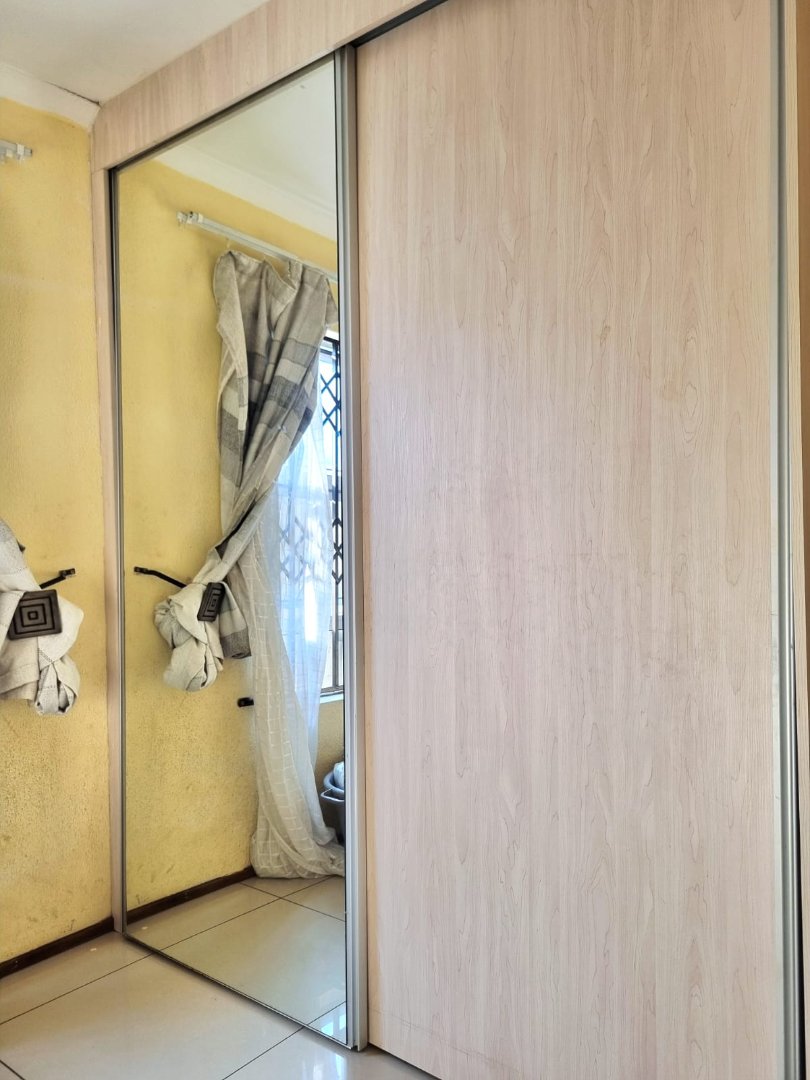 2 Bedroom Property for Sale in Buhle Park Gauteng