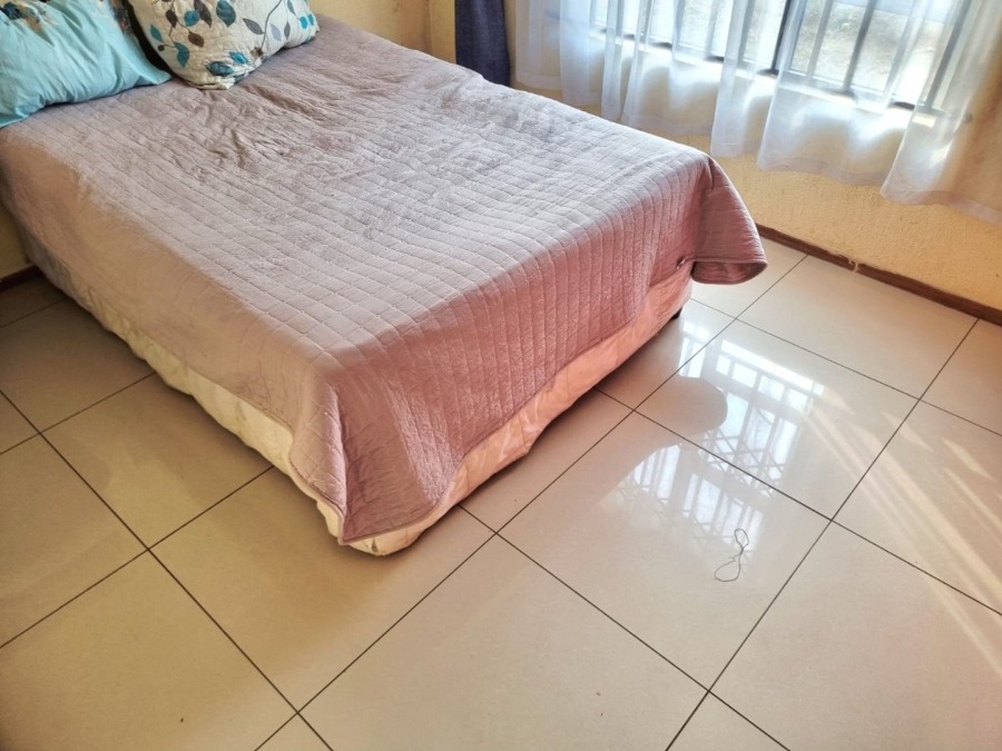 2 Bedroom Property for Sale in Buhle Park Gauteng