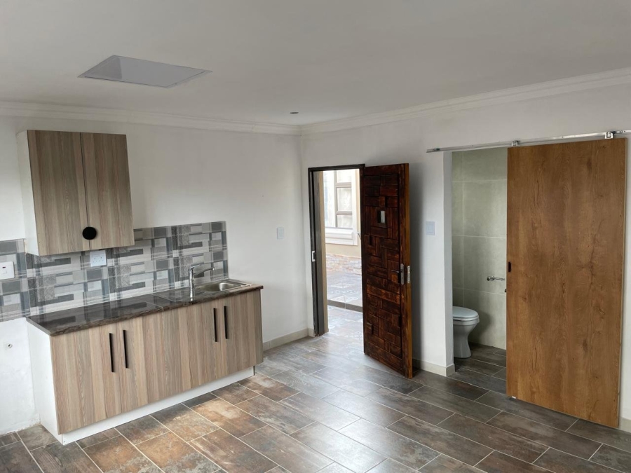 2 Bedroom Property for Sale in Buhle Park Gauteng