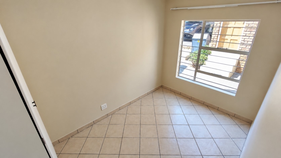 2 Bedroom Property for Sale in Celtisdal Gauteng