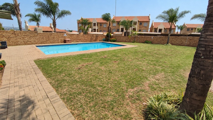 2 Bedroom Property for Sale in Celtisdal Gauteng