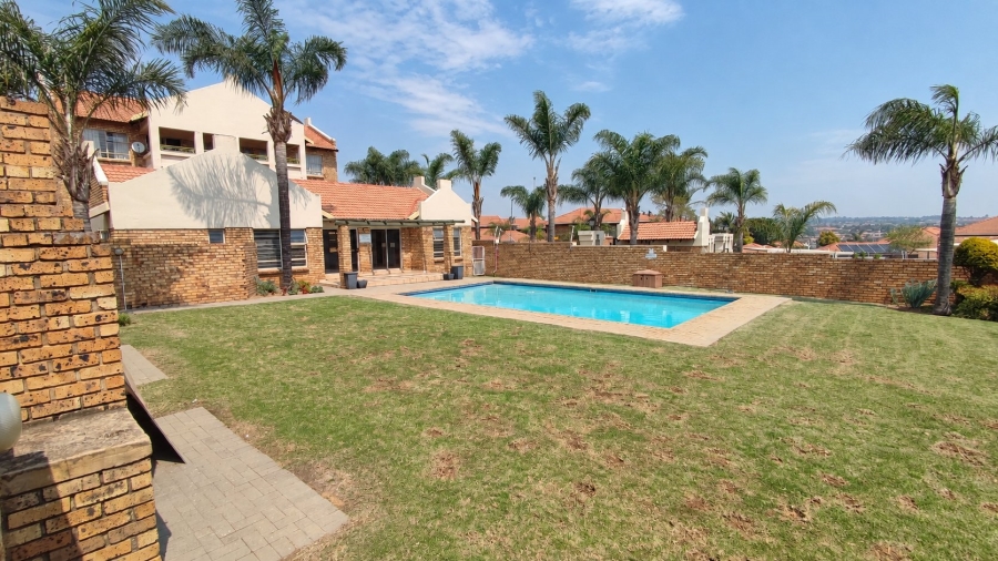 2 Bedroom Property for Sale in Celtisdal Gauteng