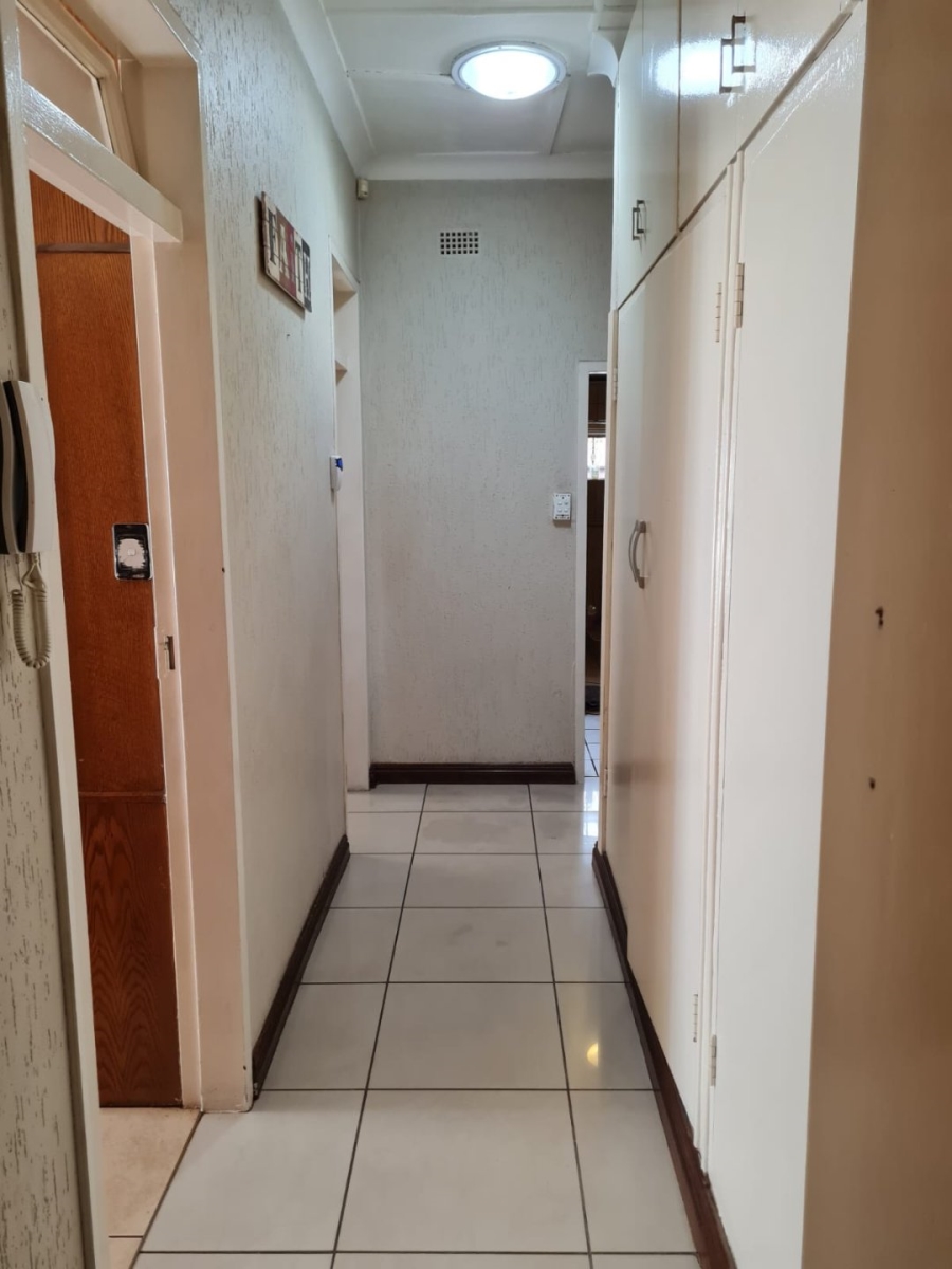 To Let 7 Bedroom Property for Rent in Lenasia Ext 1 Gauteng