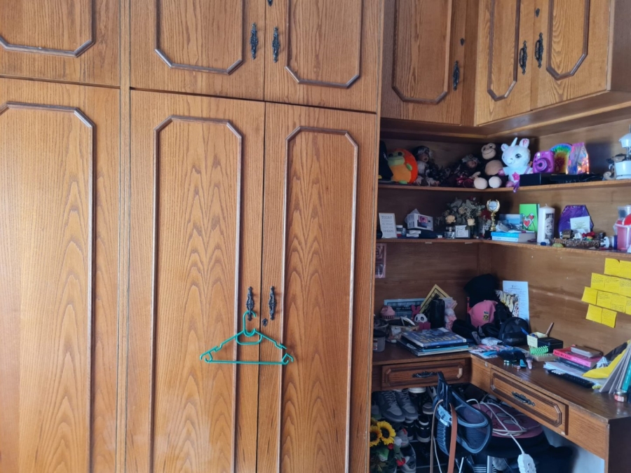 To Let 7 Bedroom Property for Rent in Lenasia Ext 1 Gauteng