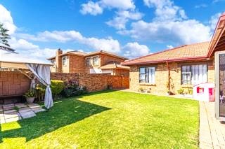 To Let 3 Bedroom Property for Rent in Bartlett Gauteng