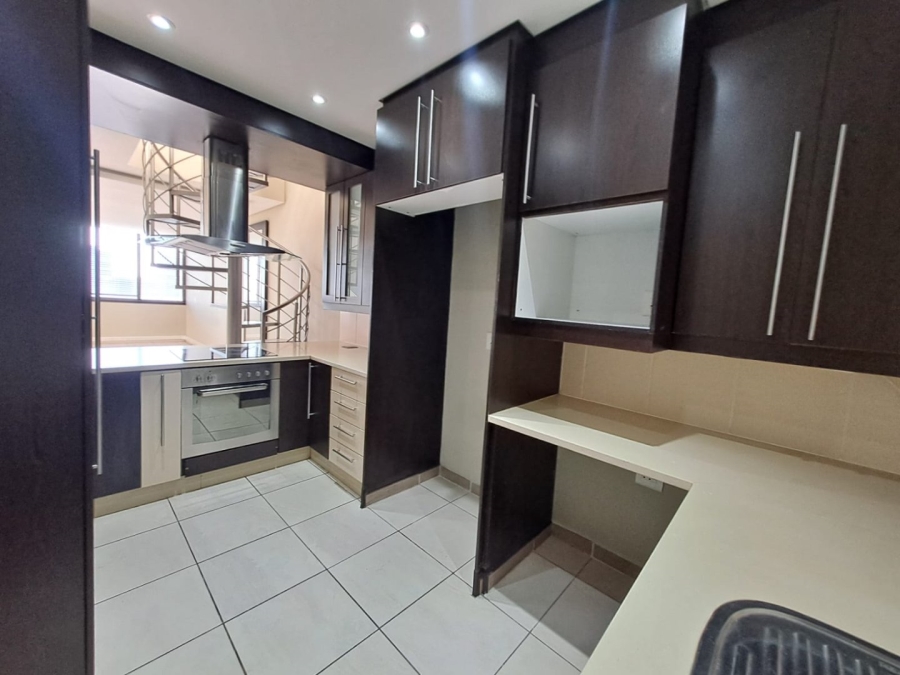 To Let 2 Bedroom Property for Rent in Bedfordview Gauteng