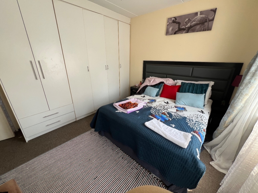 To Let 1 Bedroom Property for Rent in Ferndale Gauteng